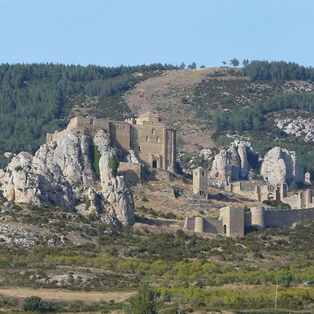 Hospederia De Loarre Hotell Exteriör bild