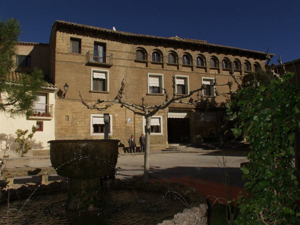 Hospederia De Loarre Hotell Exteriör bild